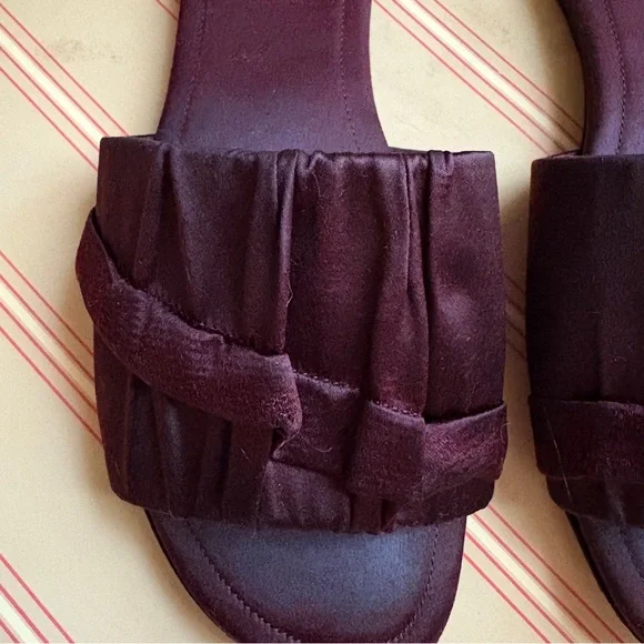 🥀 The Row Oxblood Satin "Ellen" Slide Sandals Sz EU 37.5 / US 7 🥀 - Picture 8 of 12